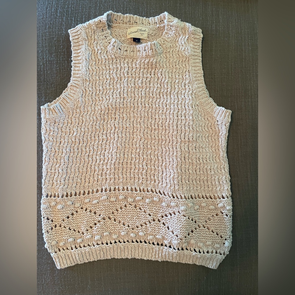 American Threads Cream Crochet-Knit Sleeveless Top